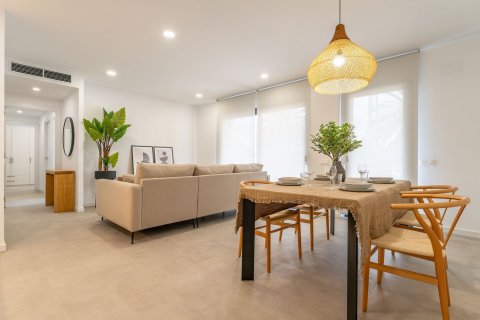 Apartamento de 3 dormitorios en venta en Cataluña, Spain № 7295 - foto 24