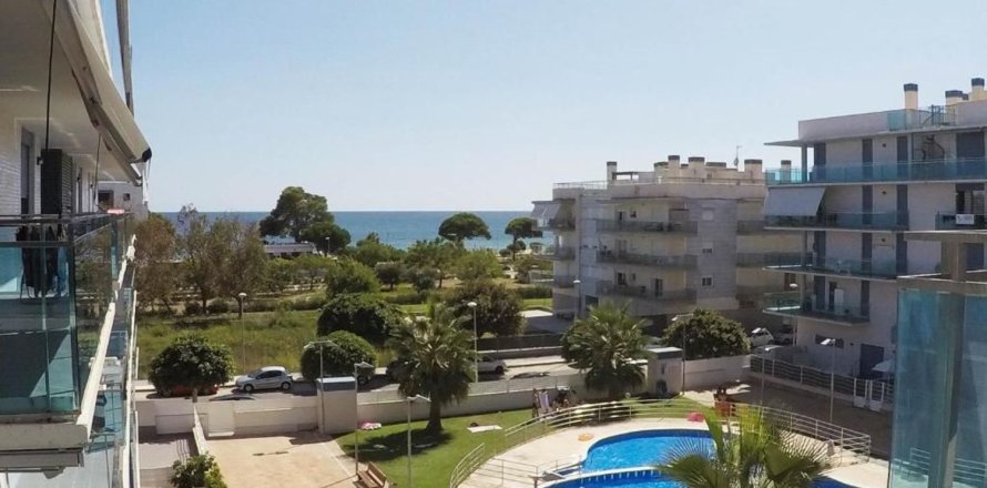 4 bedrooms apartment for sale in Catalonia, Spain № 7294