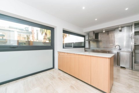 4 bedrooms villa for sale in Sant Cugat Del Valles, Barcelona, Catalonia, Spain № 4052 - photo 21