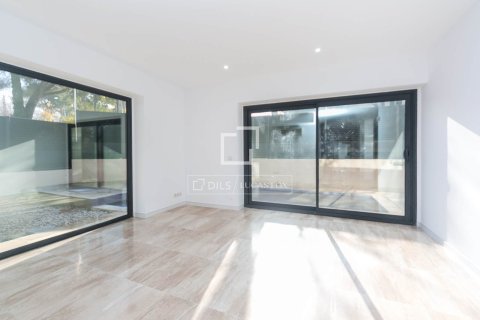4 bedrooms villa for sale in Sant Cugat Del Valles, Barcelona, Catalonia, Spain № 4052 - photo 9