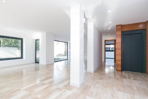 4 bedrooms villa for sale in Sant Cugat Del Valles, Barcelona, Catalonia, Spain № 4052 - photo 12