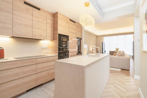 Купить квартиру в Барселона, Испания с 3 спальни, 94м², № 4047 - фото 13