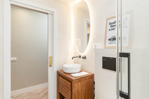 Купить квартиру в Барселона, Испания с 3 спальни, 94м², № 4047 - фото 30