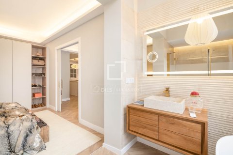 Купить квартиру в Барселона, Испания с 3 спальни, 94м², № 4047 - фото 26