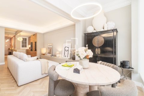 Купить квартиру в Барселона, Испания с 3 спальни, 94м², № 4047 - фото 15