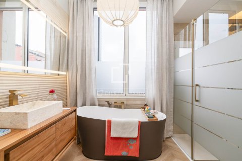 Купить квартиру в Барселона, Испания с 3 спальни, 94м², № 4047 - фото 23