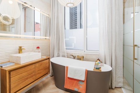 Купить квартиру в Барселона, Испания с 3 спальни, 94м², № 4047 - фото 21