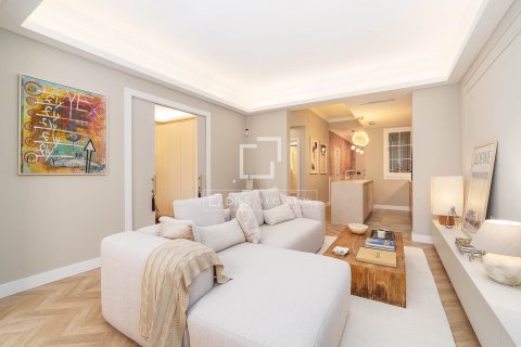 Купить квартиру в Барселона, Испания с 3 спальни, 94м², № 4047 - фото 6