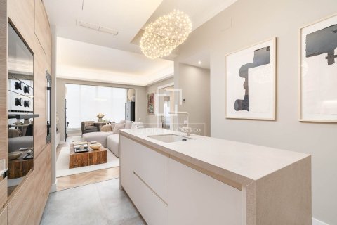 Купить квартиру в Барселона, Испания с 3 спальни, 94м², № 4047 - фото 7