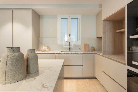 Apartamento de 3 dormitorios en venta en Barcelona, Cataluña, Spain № 4048 - foto 16