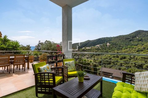 Villa de 4 dormitorios en venta en Alella, Barcelona, Cataluña, Spain № 6273