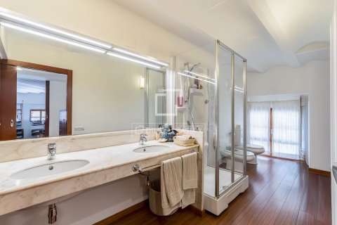 Купить квартиру в Барселона, Испания с 6 спален, 406м², № 6272 - фото 26
