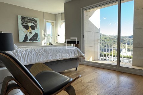 Villa de 4 dormitorios en venta en Sant Just Desvern, Barcelona, Cataluña, Spain № 6268 - foto 27