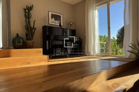 Villa de 4 dormitorios en venta en Sant Just Desvern, Barcelona, Cataluña, Spain № 6268 - foto 5