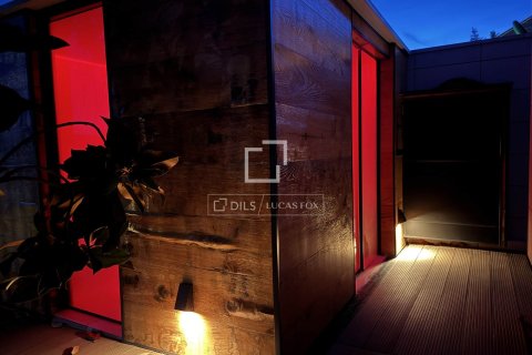 Villa de 4 dormitorios en venta en Sant Just Desvern, Barcelona, Cataluña, Spain № 6268 - foto 15