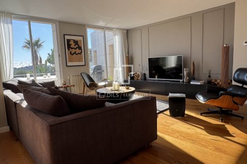 Villa de 4 dormitorios en venta en Sant Just Desvern, Barcelona, Cataluña, Spain № 6268 - foto 3