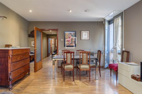 Apartamento de 3 dormitorios en venta en Barcelona, Cataluña, Spain № 6271 - foto 13