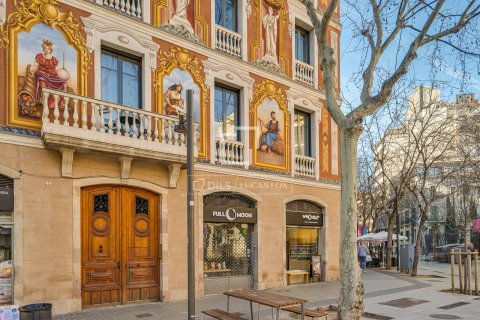 Apartamento de 3 dormitorios en venta en Barcelona, Cataluña, Spain № 6271 - foto 2