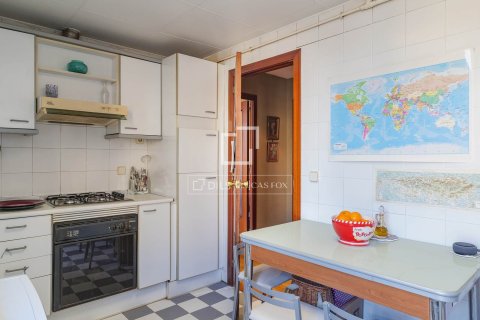 Apartamento de 3 dormitorios en venta en Barcelona, Cataluña, Spain № 6271 - foto 18