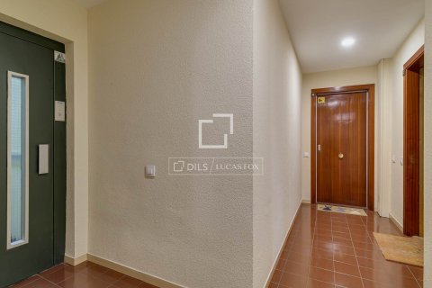 Apartamento de 3 dormitorios en venta en Barcelona, Cataluña, Spain № 6271 - foto 7