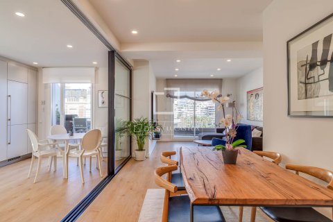 Apartamento de 5 dormitorios en venta en Barcelona, Cataluña, Spain № 6267 - foto 13