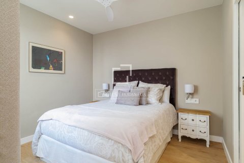 Apartamento de 5 dormitorios en venta en Barcelona, Cataluña, Spain № 6267 - foto 19
