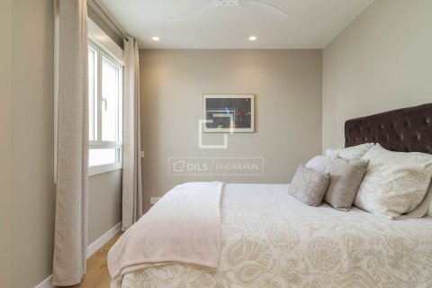 Apartamento de 5 dormitorios en venta en Barcelona, Cataluña, Spain № 6267 - foto 20