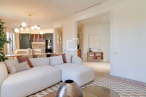 3 bedrooms penthouse for sale in Barcelona, Catalonia, Spain № 4141 - photo 8