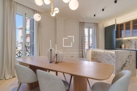 3 bedrooms penthouse for sale in Barcelona, Catalonia, Spain № 4141 - photo 9