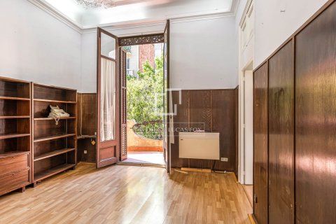 6 bedrooms apartment for sale in Barcelona, Catalonia, Spain № 8679 - photo 6