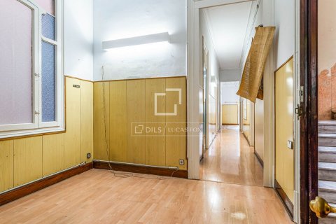 6 bedrooms apartment for sale in Barcelona, Catalonia, Spain № 8679 - photo 18