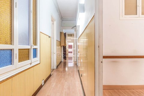 6 bedrooms apartment for sale in Barcelona, Catalonia, Spain № 8679 - photo 24