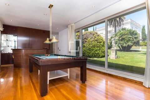  Castillos de 9 dormitorios en venta en Sant Just Desvern, Barcelona, Cataluña, Spain № 8681 - foto 28