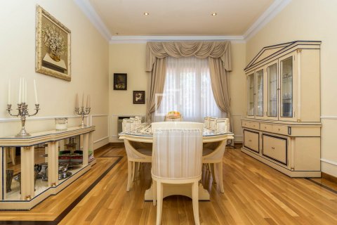  Castillos de 9 dormitorios en venta en Sant Just Desvern, Barcelona, Cataluña, Spain № 8681 - foto 16