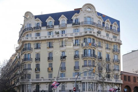 3 bedrooms apartment for sale in Barcelona, Catalonia, Spain № 8680 - photo 22