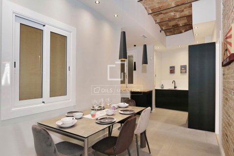 3 bedrooms apartment for sale in Barcelona, Catalonia, Spain № 8680 - photo 8