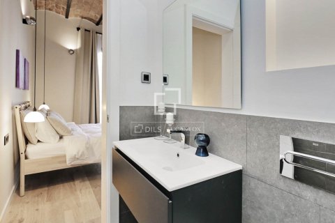 3 bedrooms apartment for sale in Barcelona, Catalonia, Spain № 8680 - photo 19