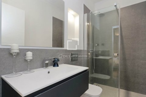 3 bedrooms apartment for sale in Barcelona, Catalonia, Spain № 8680 - photo 21