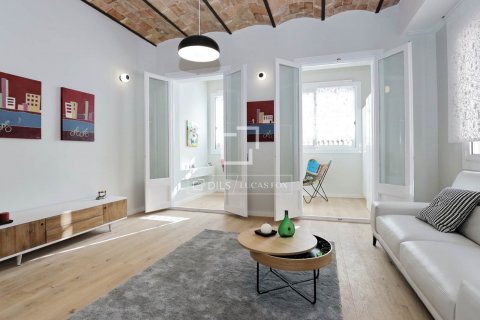 3 bedrooms apartment for sale in Barcelona, Catalonia, Spain № 8680 - photo 2