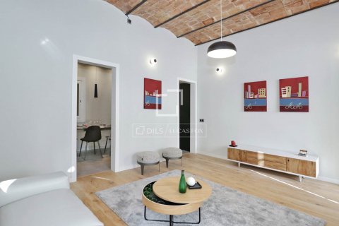 3 bedrooms apartment for sale in Barcelona, Catalonia, Spain № 8680 - photo 3