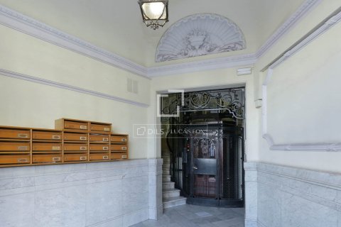 3 bedrooms apartment for sale in Barcelona, Catalonia, Spain № 8680 - photo 24