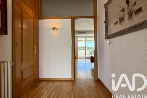 Ático de 4 dormitorios en venta en Sant Vicenc De Montalt, Barcelona, Cataluña, Spain № 4734 - foto 5