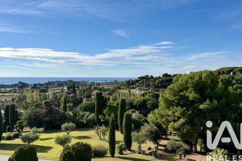 Ático de 4 dormitorios en venta en Sant Vicenc De Montalt, Barcelona, Cataluña, Spain № 4734 - foto 3