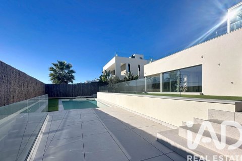 Купить дом в Ситжес, Испания с 5 спален, 560м², № 4731 - фото 2