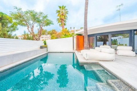 2 bedrooms townhouse for sale in Sitges, Barcelona, Catalonia, Spain № 7634 - photo 2