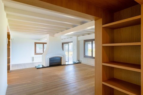 Купить дом в Кабрера-де-Мар, Испания с 7 комнат, 698м², № 7629 - фото 29