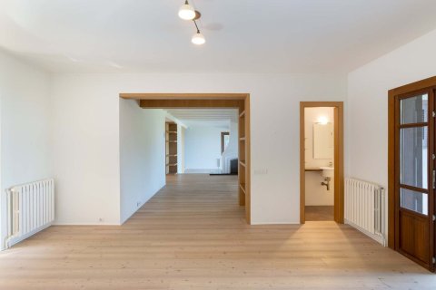 Купить дом в Кабрера-де-Мар, Испания с 7 комнат, 698м², № 7629 - фото 20