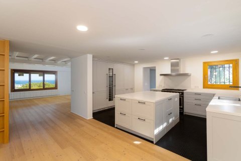Купить дом в Кабрера-де-Мар, Испания с 7 комнат, 698м², № 7629 - фото 24