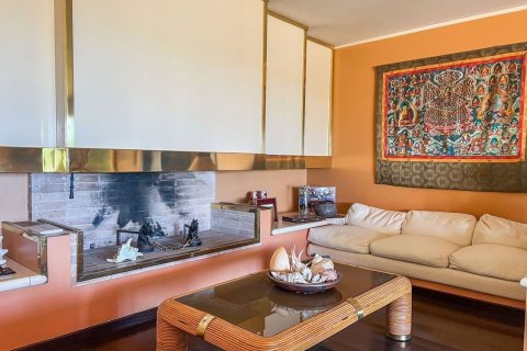 Сasa de 6 dormitorios en venta en Sant Andreu de Llavaneres, Barcelona, Cataluña, Spain № 7631 - foto 11