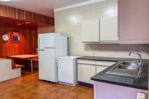 Сasa de 6 dormitorios en venta en Sant Andreu de Llavaneres, Barcelona, Cataluña, Spain № 7631 - foto 24